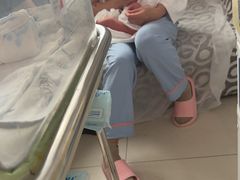 -爱月宝月嫂·育儿嫂(哈尔滨总店)