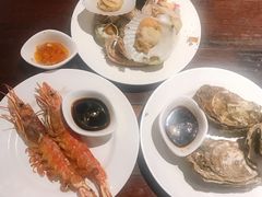 -四海一家自助餐(益田假日广场店)