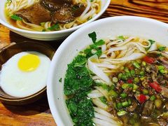 酸辣鸡杂粉-肆姐面粉馆(坡子街店)