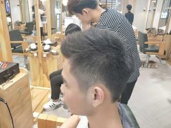 点击看大图 -苏豪路易士·嘉玛发廊