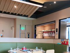 大堂-海底捞火锅(新松江路店)