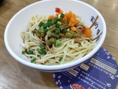 武汉热干面-文叔·湖北名小吃·小龙虾(华强北店)