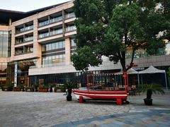-上海佘山世茂艾美酒店