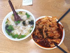 -三好食堂(煎饺·馄饨·肉饼米线·盛世广场店)