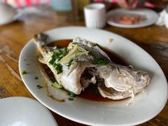 清蒸白花鱼-海上驿站渔家菜馆