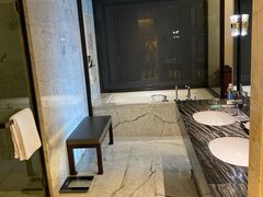 -北纬29度大堂吧-重庆富力艾美酒店-近江岸天街