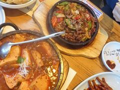 -金达莱冷面百年石锅饭(宾馆胡同店)