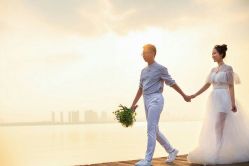 -太郎花子婚纱摄影艺术中心