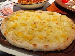 金枕榴莲芒果披萨-半秋山西餐厅(巴南万达广场店)