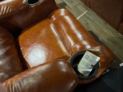 -中影100都市影城(彩虹城店)