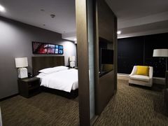 -深圳机场凯悦嘉轩酒店