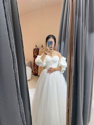 -Color卡诺婚纱礼服馆(南京严选店)