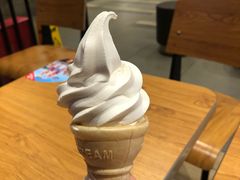 香草火炬冰淇淋-汉堡王(中骏世界城店)
