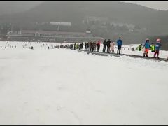 -济南卧虎山滑雪场