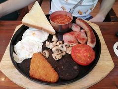 -Hooley's活利仕西餐厅(珠江新城店)