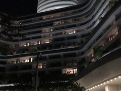 -瑰丽酒店·海吧·天际下午茶·现场DJ·天台酒吧