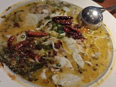 -鱼亨小鲜酸菜鱼(大信店)