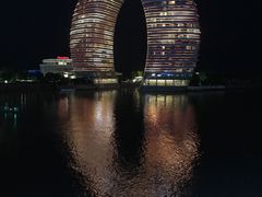 -湖州太湖旅游度假区-月亮广场