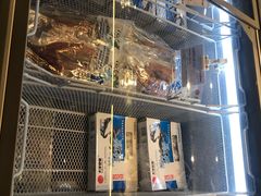 面包甜点陈列柜-KAOTOWN烤堂•烧烤(海汇港店)