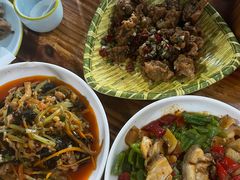 -罗氏豆花饭庄·川菜·土火锅·豆花(卡都花苑店)