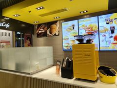 -麦当劳(轻轨曹杨路店)