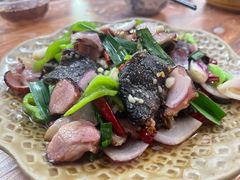 -古城苗家土菜馆(河景餐厅店)