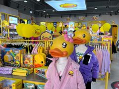 -王府井奥莱临潼小镇(临潼店)