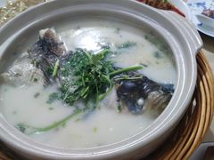 -天乐农家鱼头王(天目湖店)
