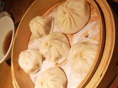 弄堂里的小笼包-弄堂里·寻味杭州(湖滨银泰in77C区店)