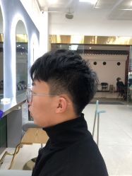 -川和潮人