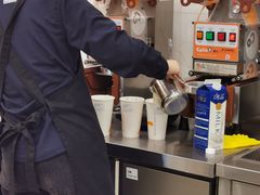 -CoCo都可(北京西站北广场店)