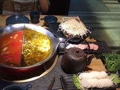 -湊湊火锅·茶憩(上海合生汇店)