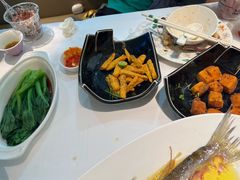 -桂满陇·手作小笼包&江南叫花鸡(中山公园店)