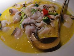 QQ酸汤鱼-蜜桃餐厅·伴山(湖滨商业街店)