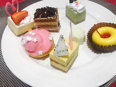 -安徽饭店·白鹭阁自助餐厅(梅山路店)