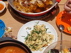 -渝信川菜 · 川味家常菜(财富购物中心店)