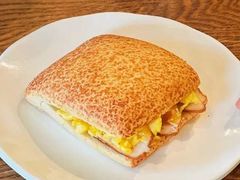 烟熏鸡肉谷物三明治-星巴克(蒲汇塘路店)