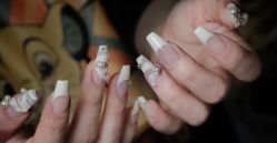 -慕拉美甲美睫皮肤管理