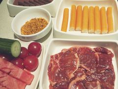 -海底捞火锅鲜切牛肉主题店(长寿路店)