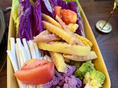 云南特色蔬菜拼盘-花菇朵·云山雀 ll 野生菌锅·野果酸汤·精品滇菜(万柳店)