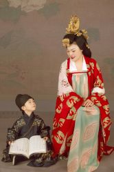 -盘子女人坊生日照·摄影馆(华强店)