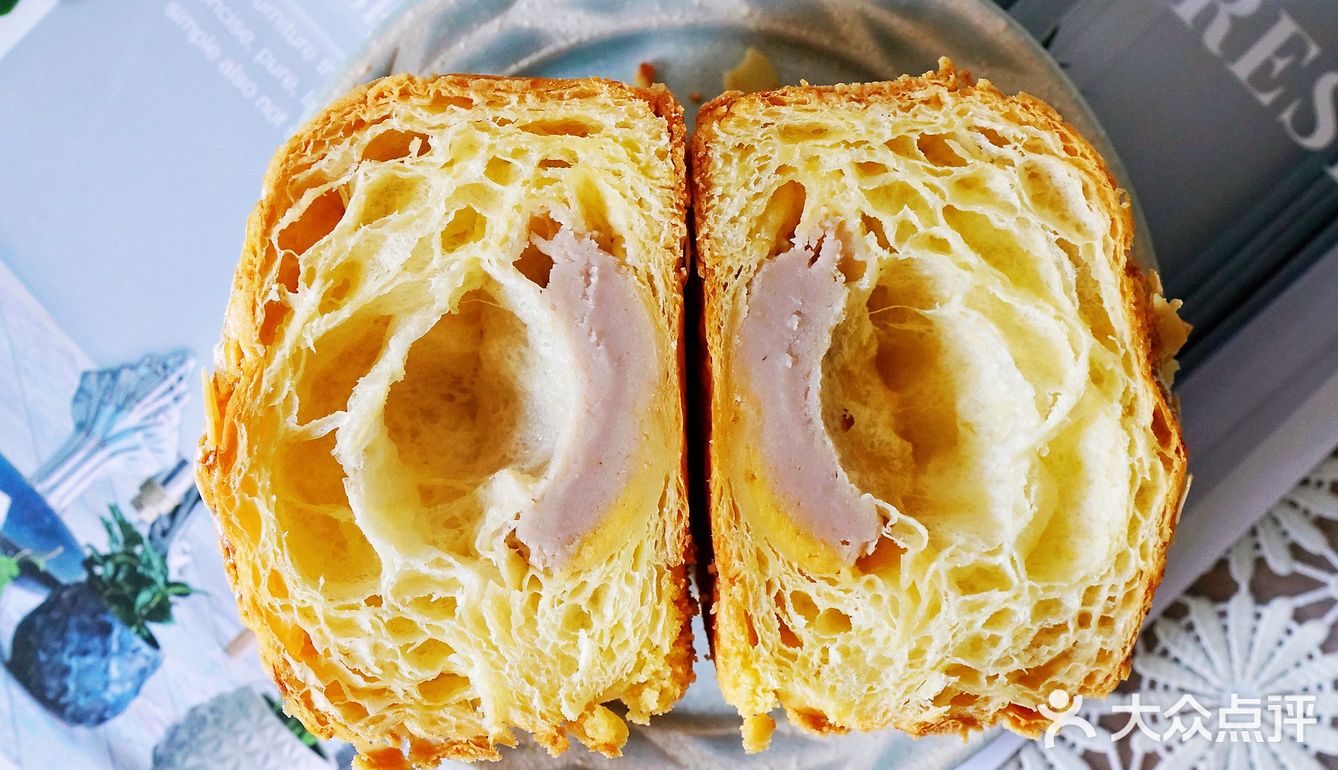 我真的是个活脱脱的面包精hhh