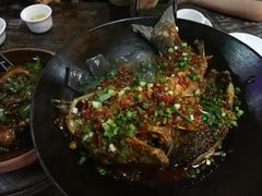 -二厨·吊桥小院·脆皮烧鸡公·本地农家菜(沿江西路店)