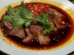 鲜椒牛腱-德香苑脆皮烤鸭·经典(爱融荟城店)