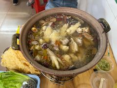 -威邵鸡煲(西华路总店)