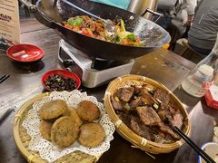 -富正毅三下锅·湘西韵味(天门山索道店)