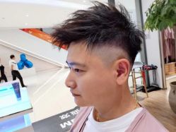 点击看大图 -Mentor Hair Salon