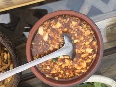 慢丽江庭院休闲餐厅(西山人家店)-慢丽江·云南野生菌土鸡锅(西山店)
