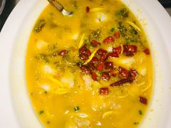 金汤酸菜龙利鱼-绿茶餐厅(成都大悦城店)