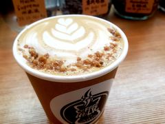 芝麻酱糖饼拿铁-COFFEE HOLIC(朝外SOHO店)